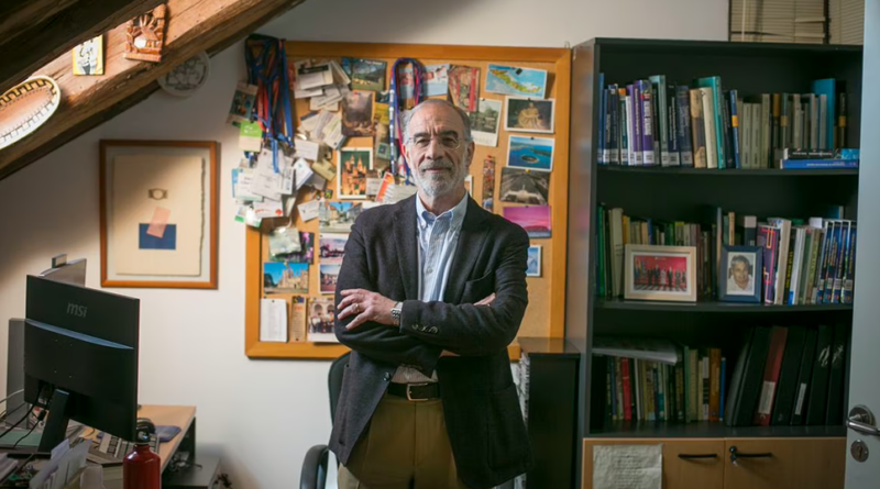 “Lo que antes era un conato ahora son 4.000 hectáreas quemadas”. Así se titula el artículo en el que Emilio Chuvieco, geógrafo y ambientólogo, presenta su proyecto